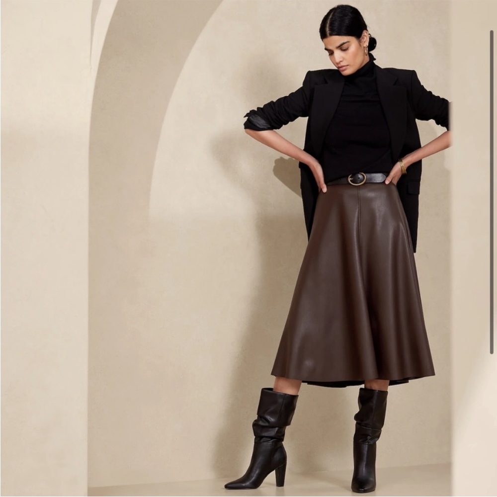 Brown leather Banana Republic SIZE 2 midi skirt